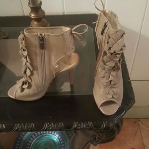 Boutique shoes brand new